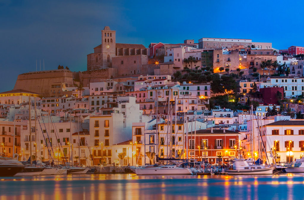 Ibiza, escaparate mundial del Mezcal – columna editorial de CulturaMezcal – Capítulo 4
